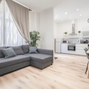  Apartamento Petofi In The Center Hungría
